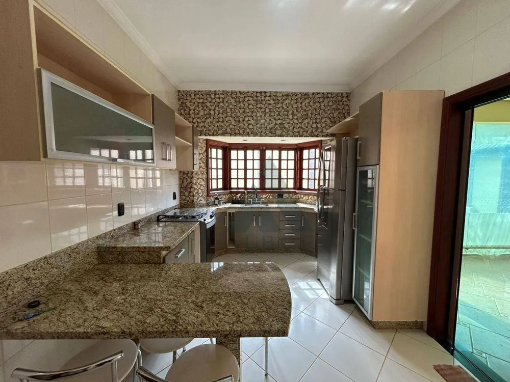 Casa, 3 quartos, 197 m² - Foto 9