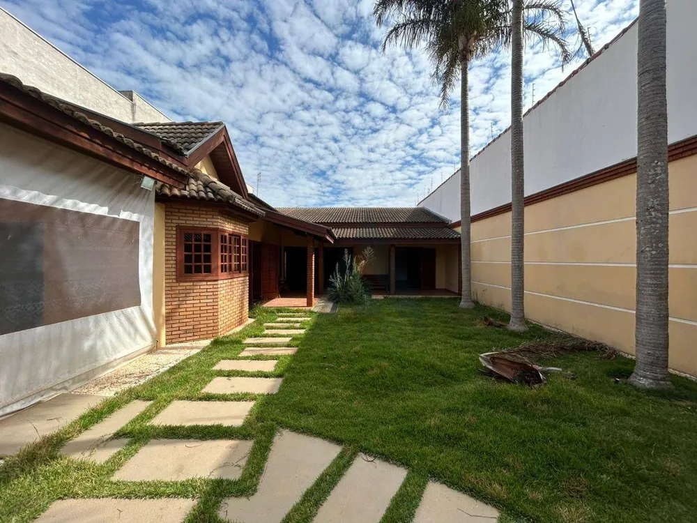 Casa, 3 quartos, 197 m² - Foto 2