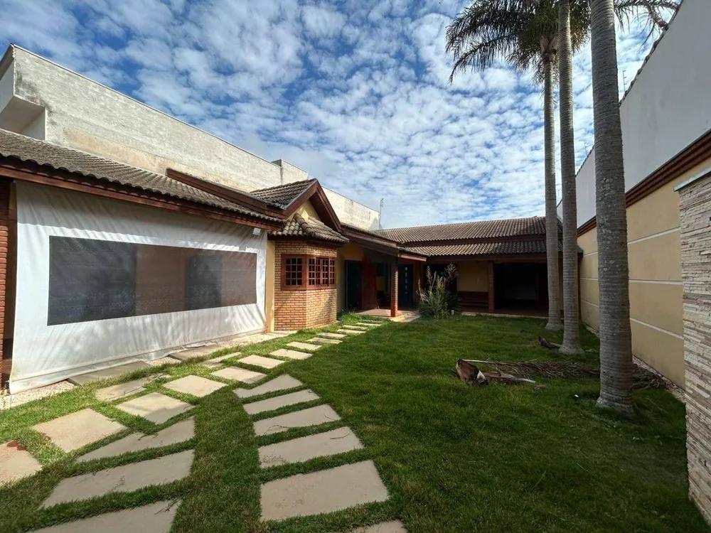 Casa, 3 quartos, 197 m² - Foto 1