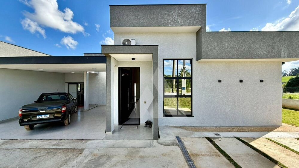 Casa de Condomínio à venda com 3 quartos, 201m² - Foto 1