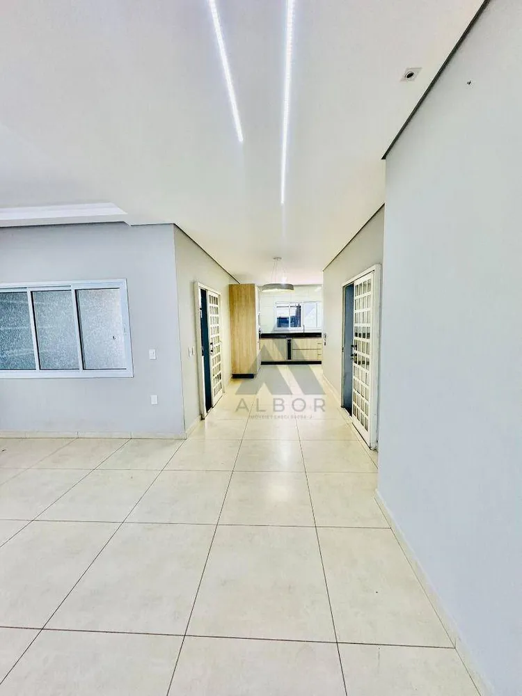 Casa, 3 quartos, 180 m² - Foto 4