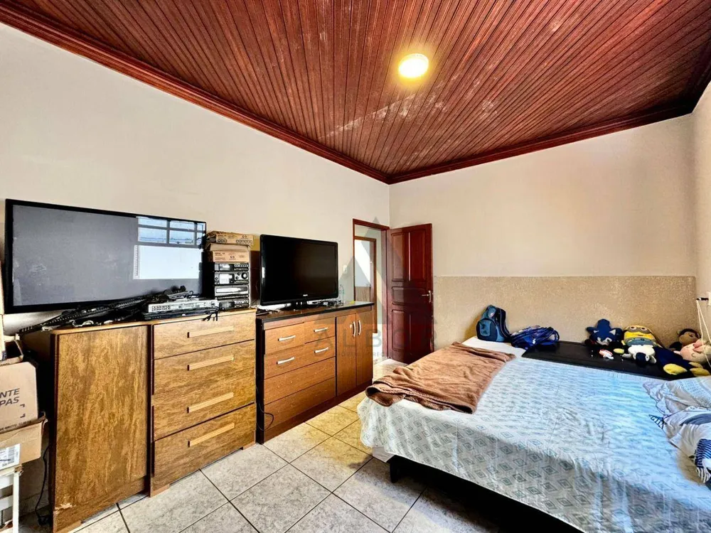 Casa, 3 quartos, 253 m² - Foto 6