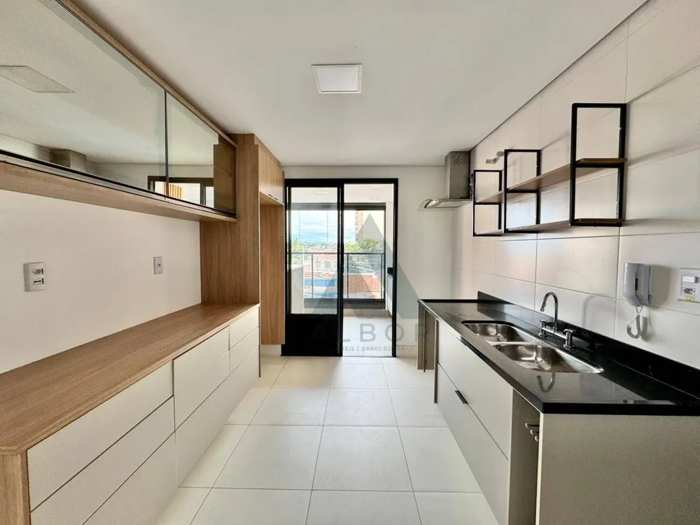 Apartamento, 3 quartos, 183 m² - Foto 2