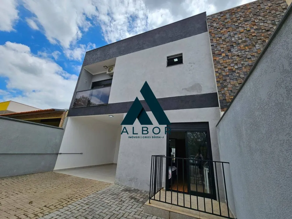Sobrado, 4 quartos, 201 m² - Foto 1