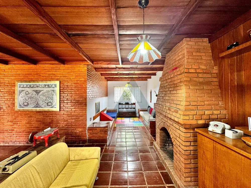 Chácara, 3 quartos, 2500 m² - Foto 4