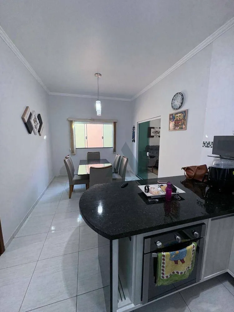 Casa, 3 quartos, 180 m² - Foto 4
