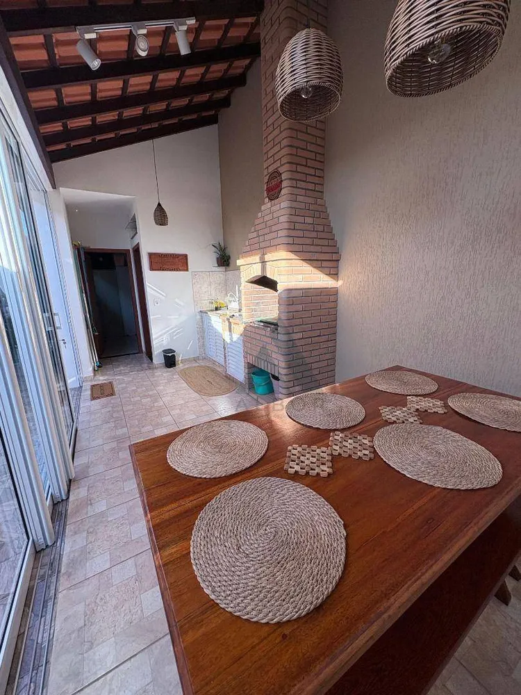 Casa, 3 quartos, 180 m² - Foto 1