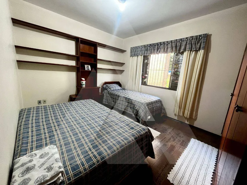 Casa, 5 quartos, 343 m² - Foto 9