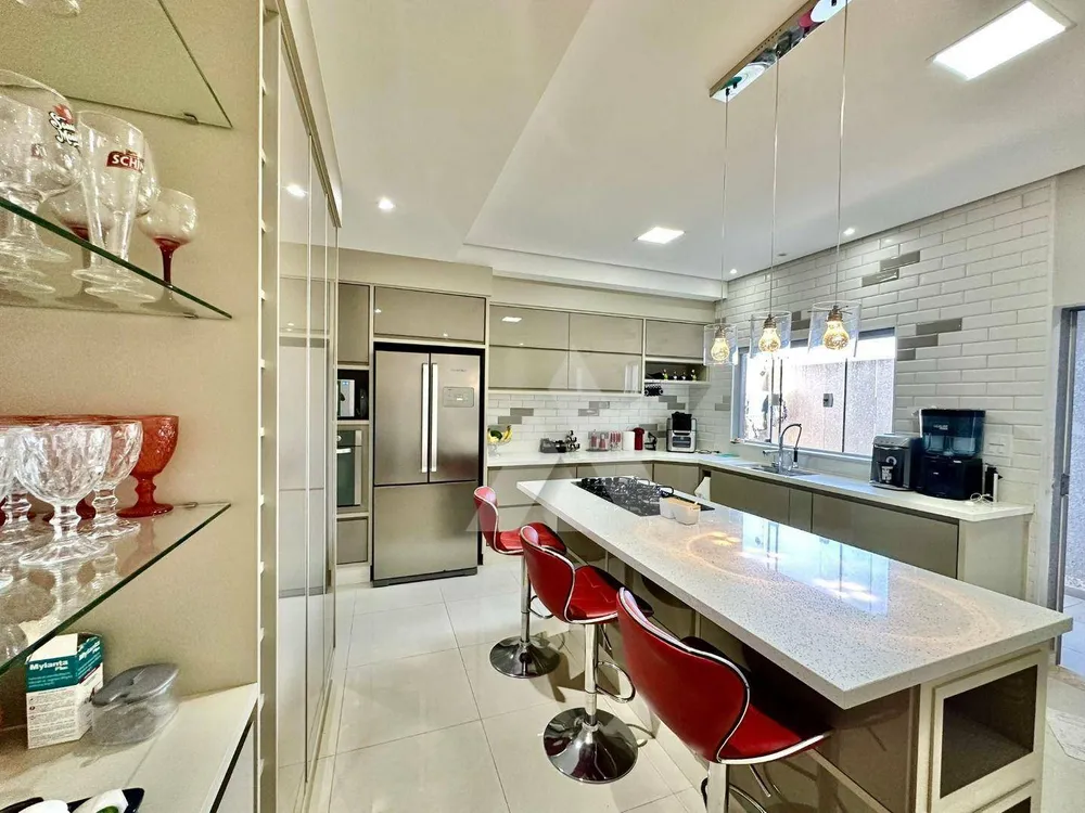 Casa, 3 quartos, 180 m² - Foto 9