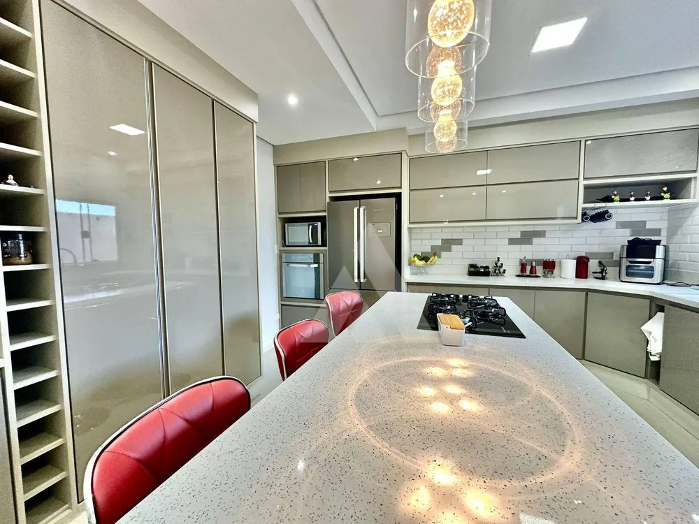 Casa, 3 quartos, 180 m² - Foto 10