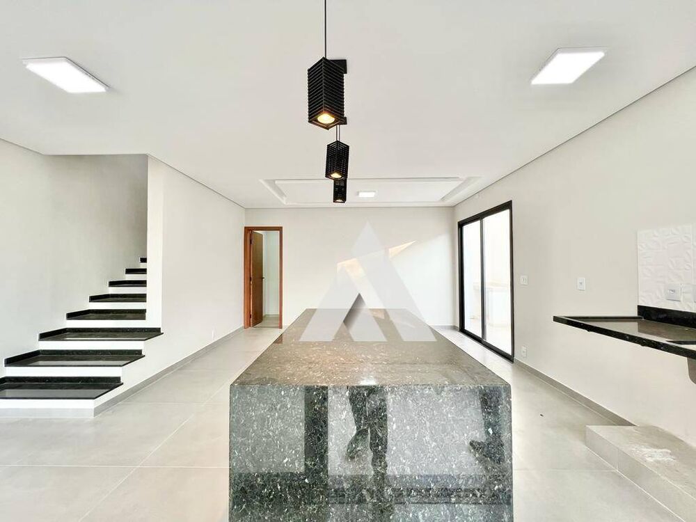Casa de Condomínio à venda com 3 quartos, 135m² - Foto 4