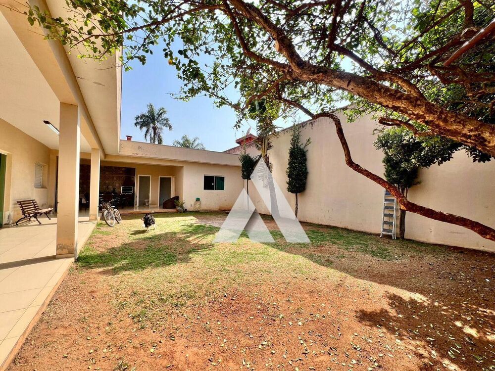 Casa, 4 quartos, 243 m² - Foto 36