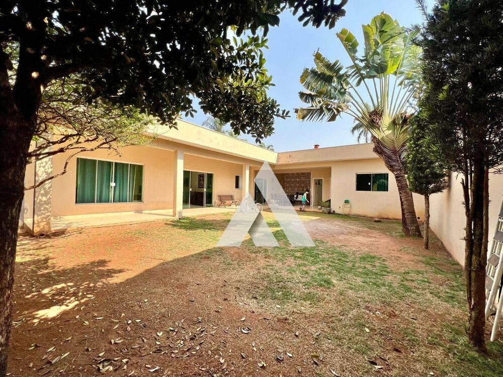 Casa, 4 quartos, 243 m² - Foto 9