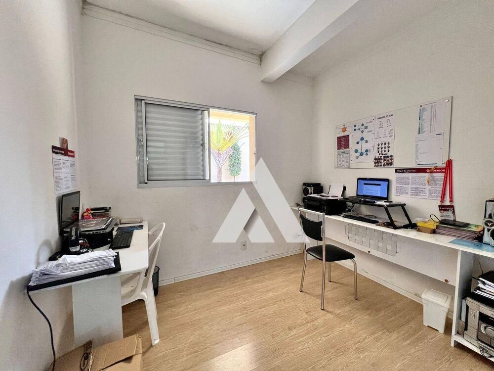 Casa, 4 quartos, 243 m² - Foto 30