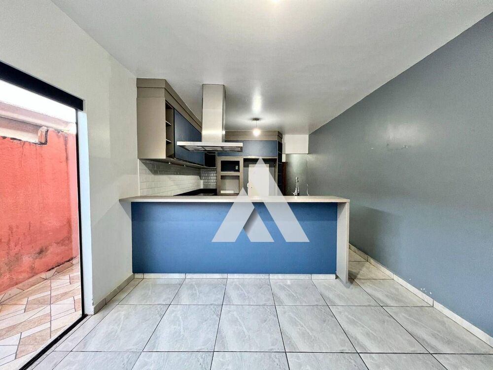 Casa à venda com 2 quartos, 100m² - Foto 7