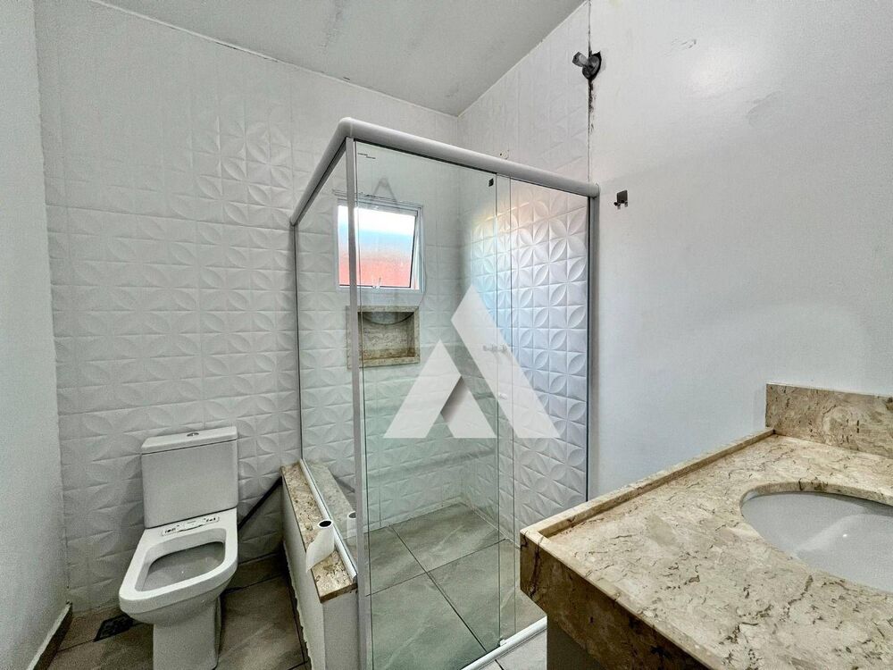 Casa à venda com 2 quartos, 100m² - Foto 4