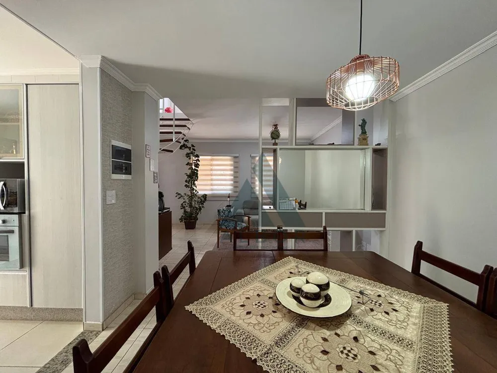 Casa, 3 quartos, 133 m² - Foto 3