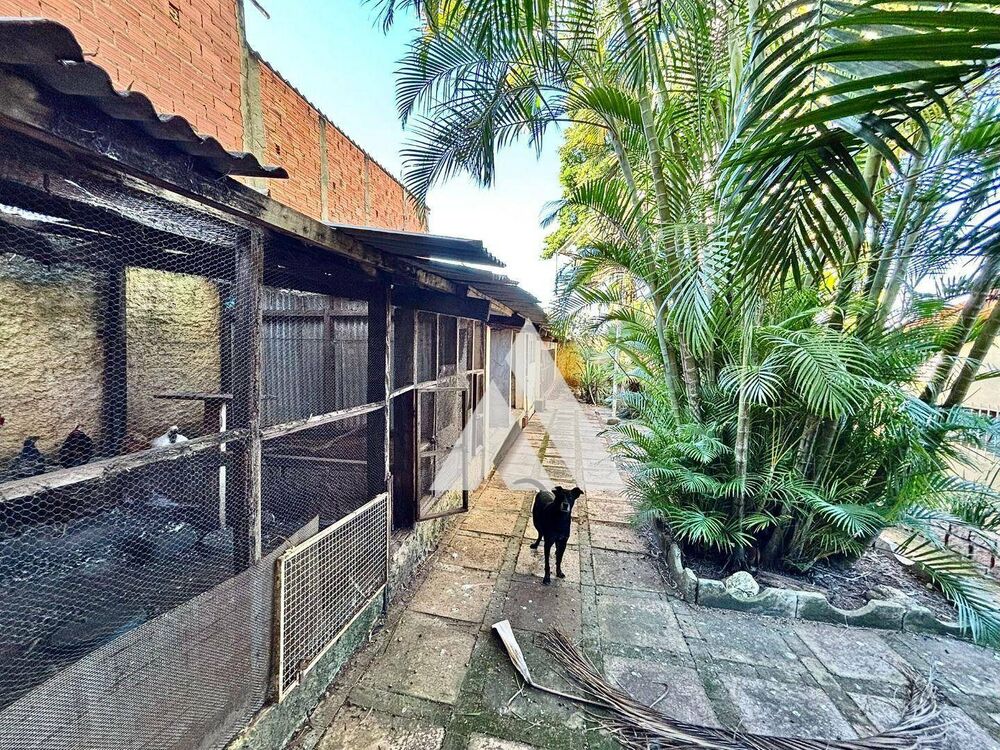 Chácara à venda com 3 quartos, 127m² - Foto 8