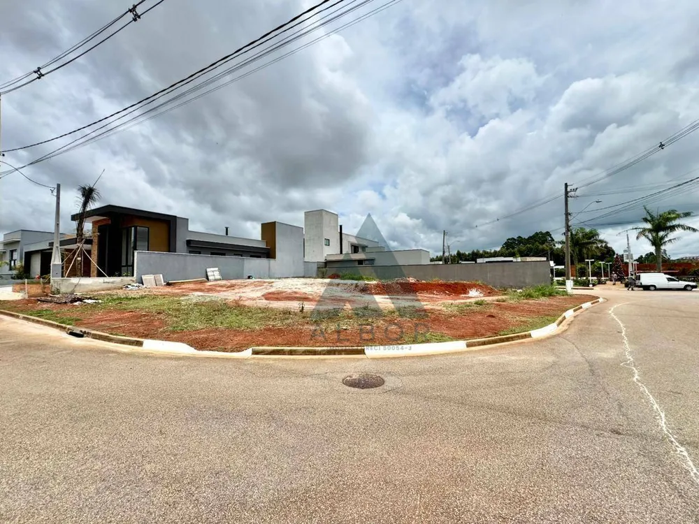 Loteamento e Condomínio, 548 m² - Foto 1