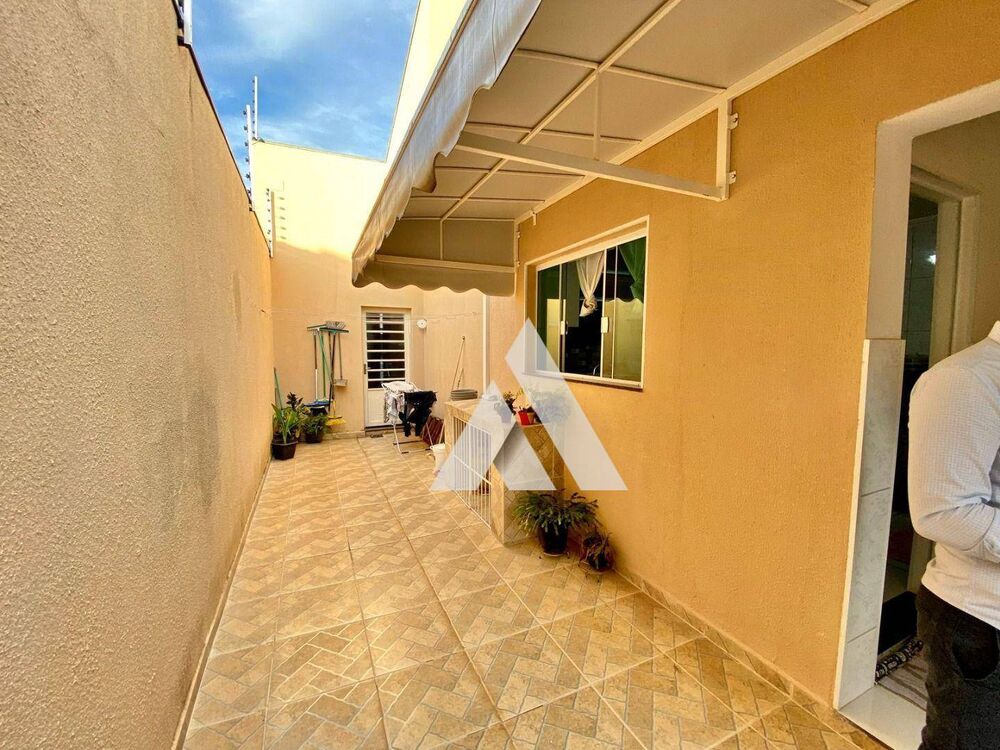 Casa à venda com 2 quartos, 175m² - Foto 8