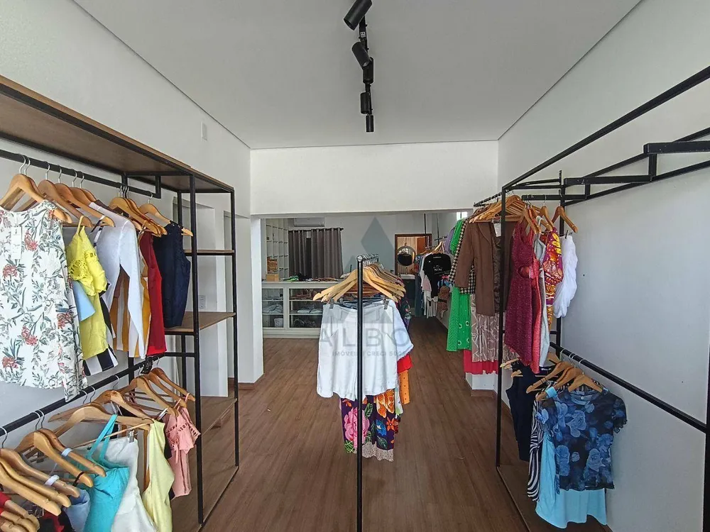 Casa, 3 quartos, 200 m² - Foto 4