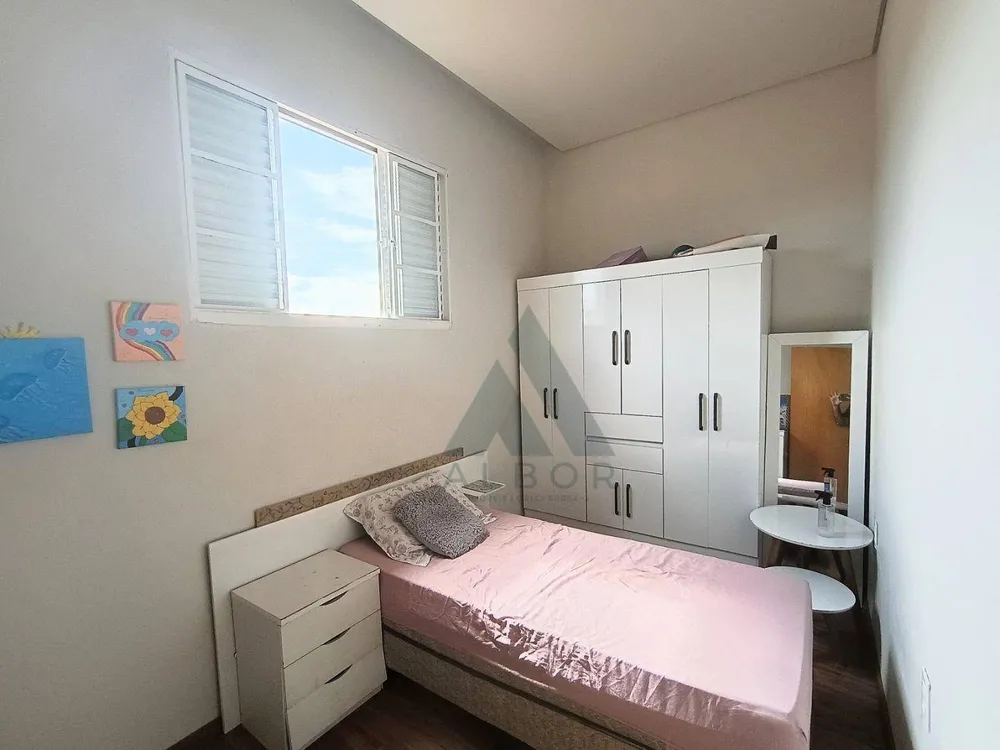 Casa, 3 quartos, 200 m² - Foto 15