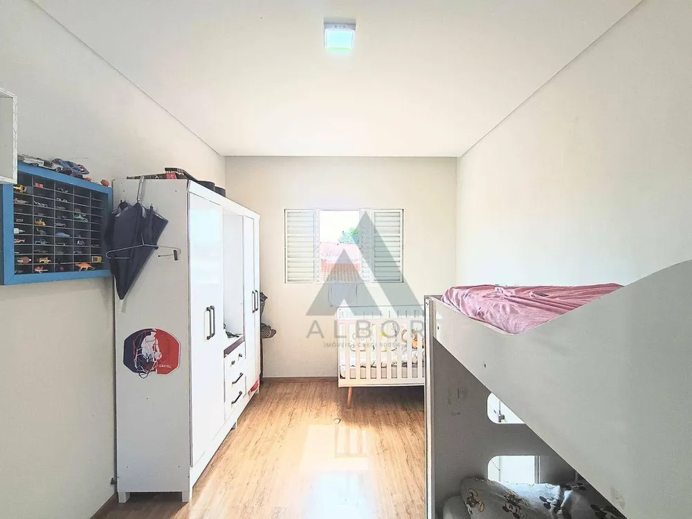 Casa, 3 quartos, 200 m² - Foto 13