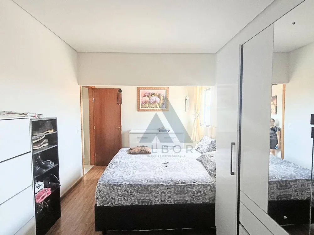Casa, 3 quartos, 200 m² - Foto 14