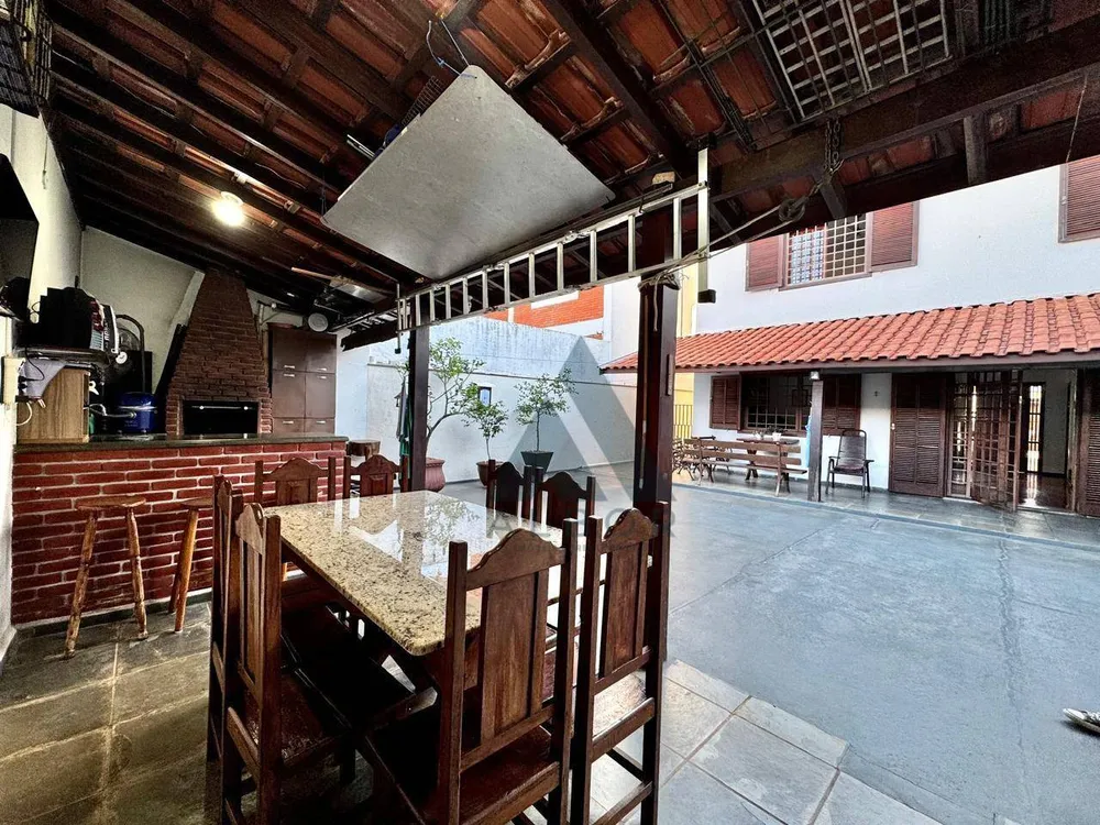 Casa, 3 quartos, 252 m² - Foto 5