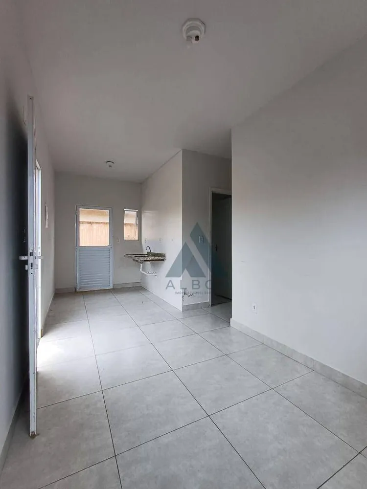 Casa, 2 quartos, 42 m² - Foto 2