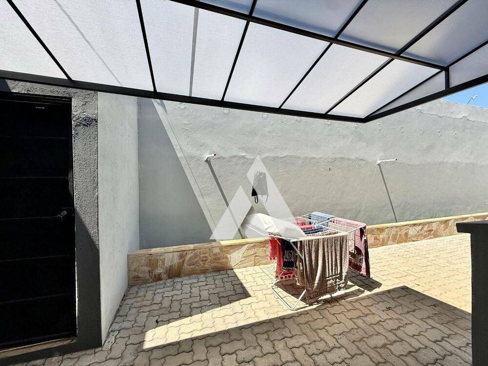 Chácara à venda com 3 quartos, 650m² - Foto 13
