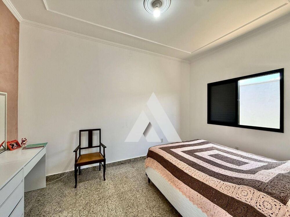 Chácara à venda com 3 quartos, 650m² - Foto 45