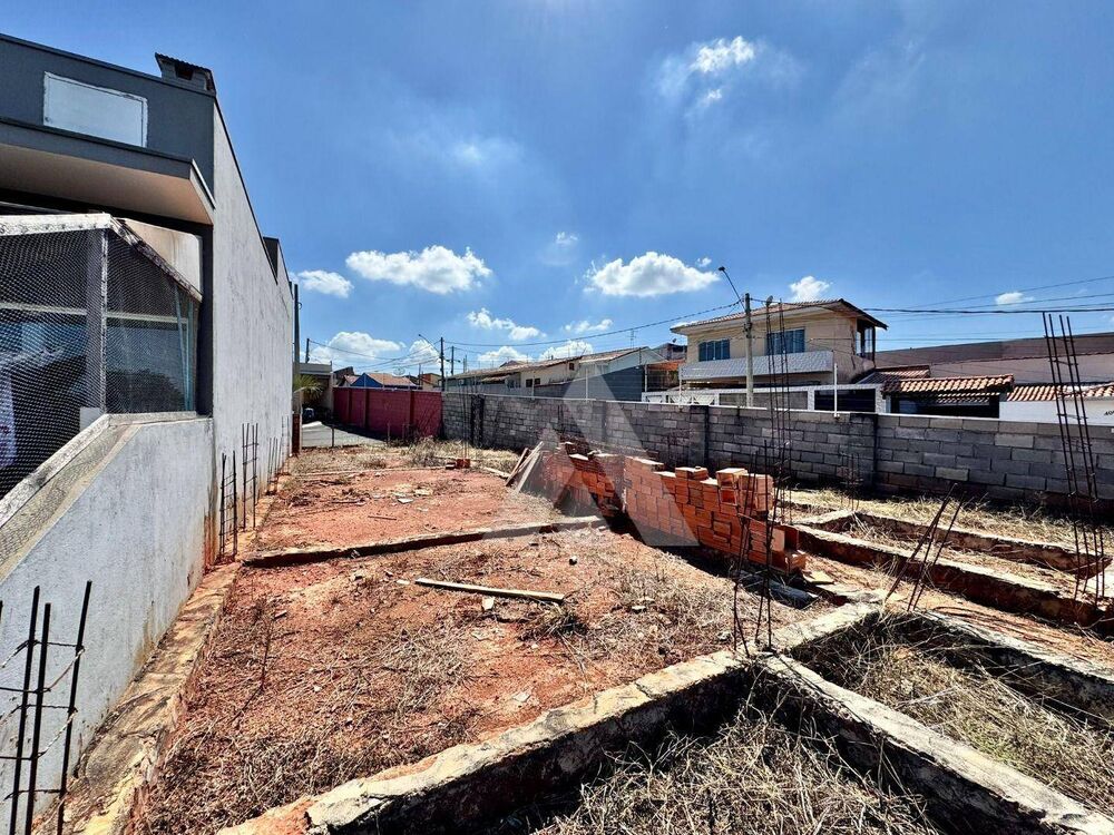 Loteamento e Condomínio, 155 m² - Foto 1