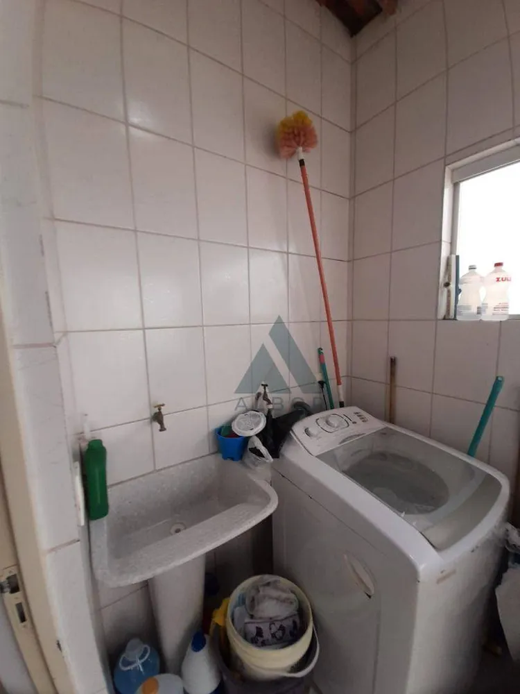 Casa, 3 quartos, 247 m² - Foto 3