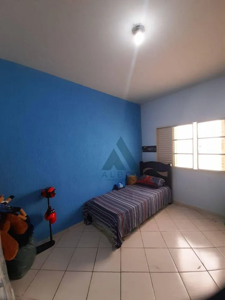 Casa, 3 quartos, 247 m² - Foto 8
