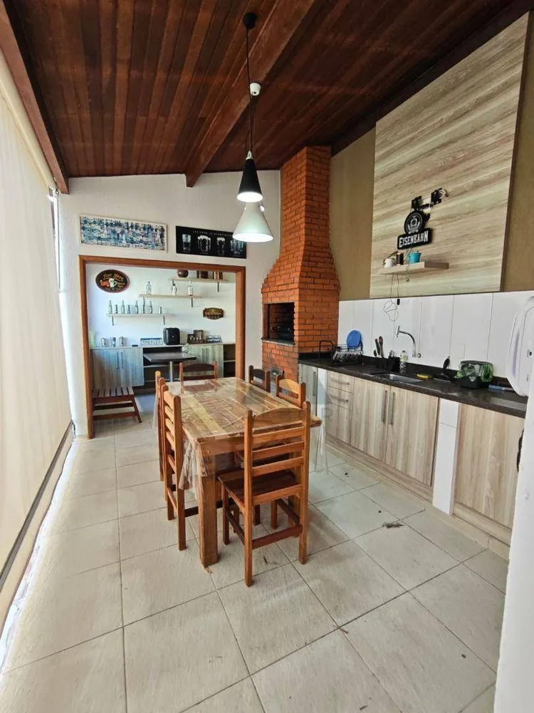 Casa, 3 quartos, 193 m² - Foto 5