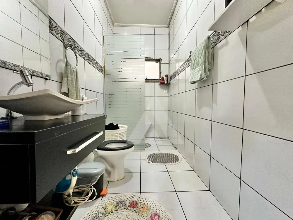 Casa, 3 quartos, 220 m² - Foto 13