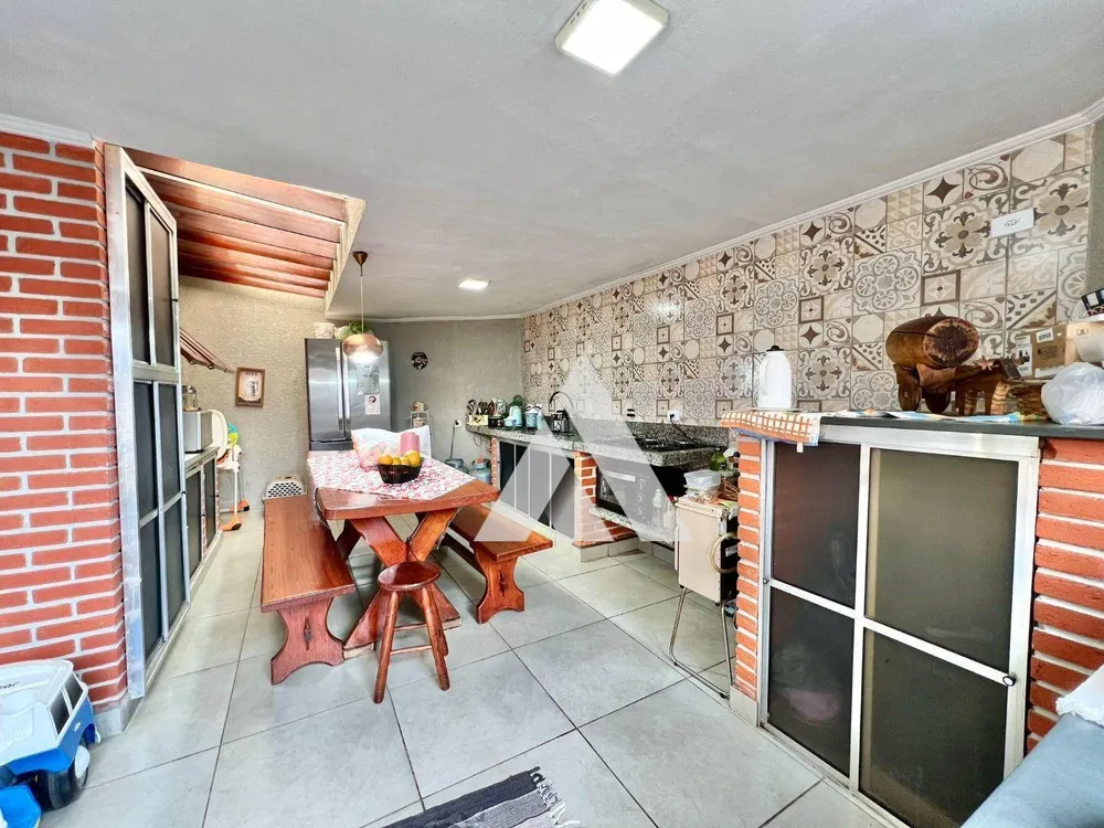 Casa, 3 quartos, 262 m² - Foto 15