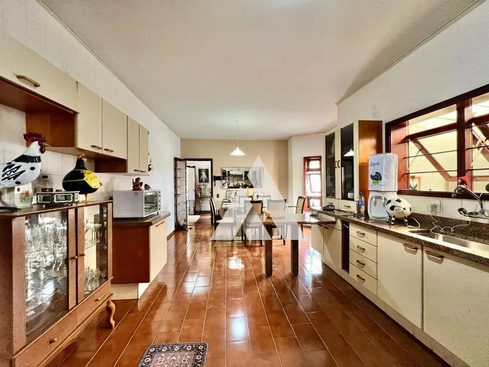 Casa, 3 quartos, 262 m² - Foto 14