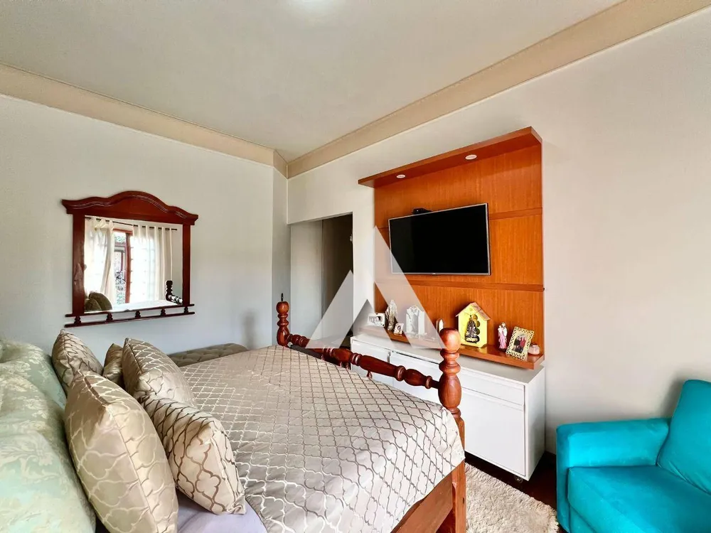 Casa, 3 quartos, 262 m² - Foto 10