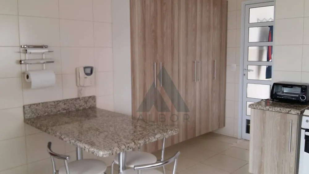 Casa, 3 quartos, 215 m² - Foto 4