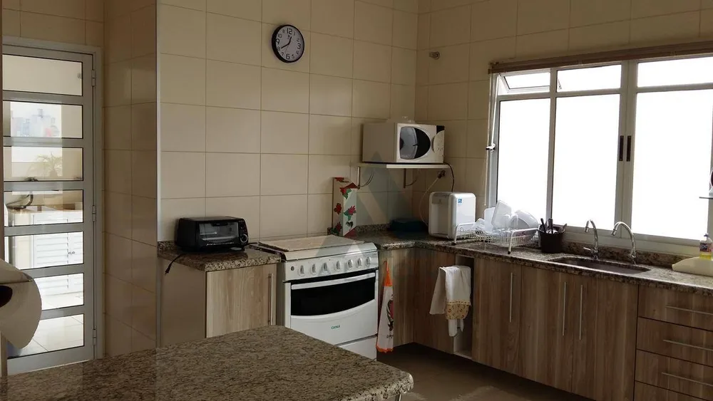 Casa, 3 quartos, 215 m² - Foto 3