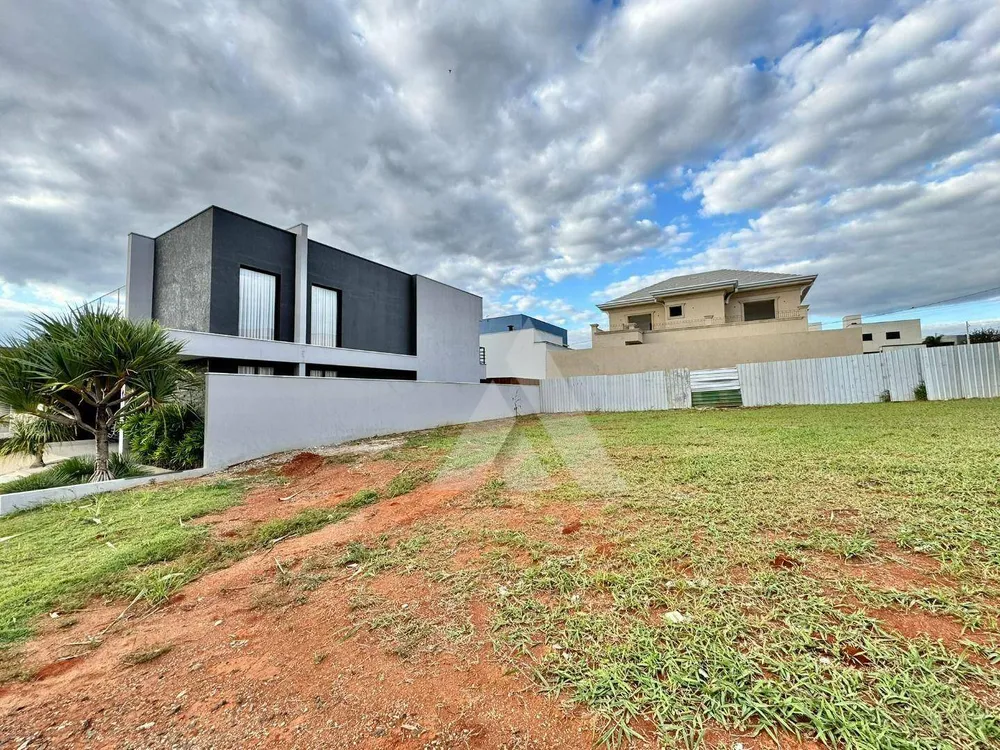 Loteamento e Condomínio, 322 m² - Foto 1