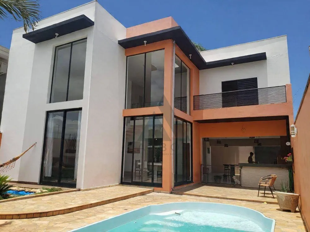 Casa, 3 quartos, 240 m² - Foto 2