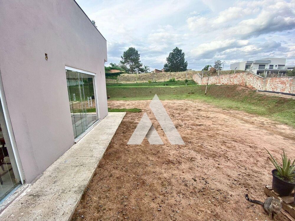 Casa à venda com 3 quartos, 280m² - Foto 3