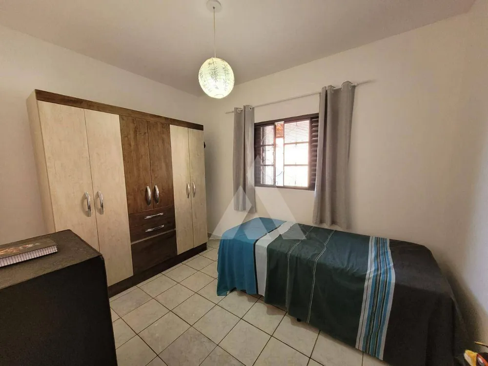 Casa, 4 quartos, 260 m² - Foto 4