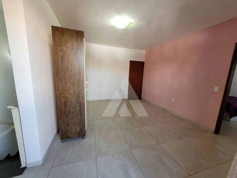 Casa, 4 quartos, 260 m² - Foto 9