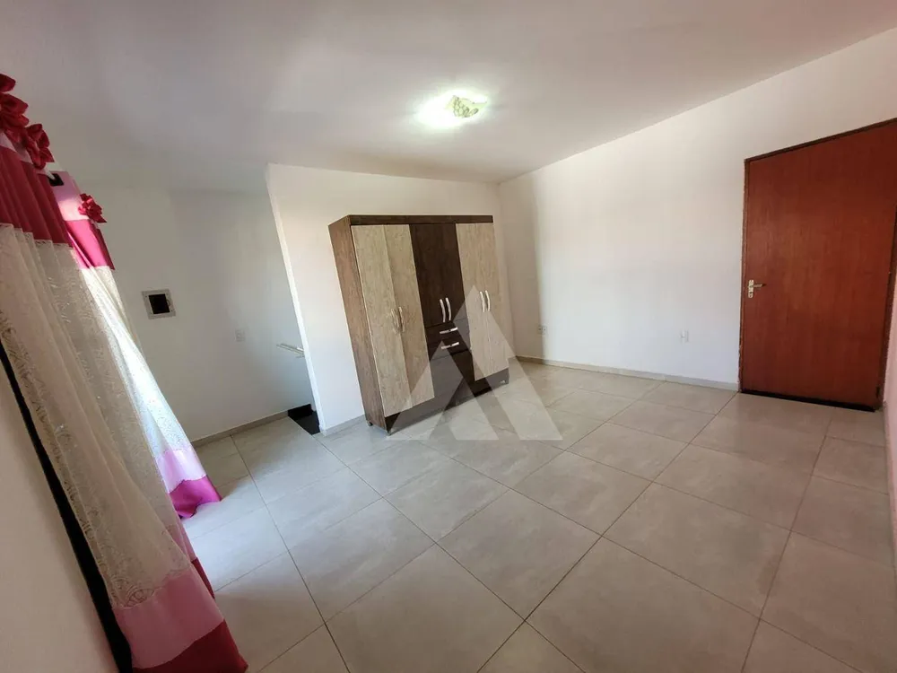 Casa, 4 quartos, 260 m² - Foto 6