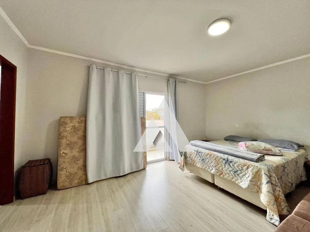 Casa, 4 quartos, 200 m² - Foto 27