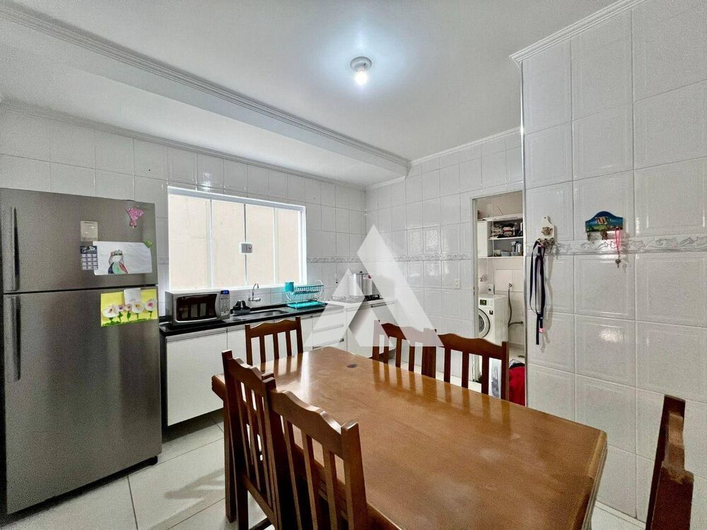 Casa, 4 quartos, 200 m² - Foto 5